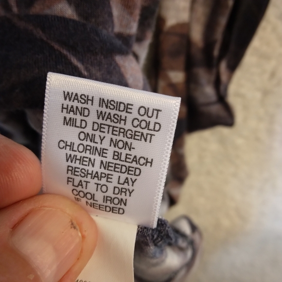 Simply Vera Wang Ladies Blouse- XL - Picture 6 of 7